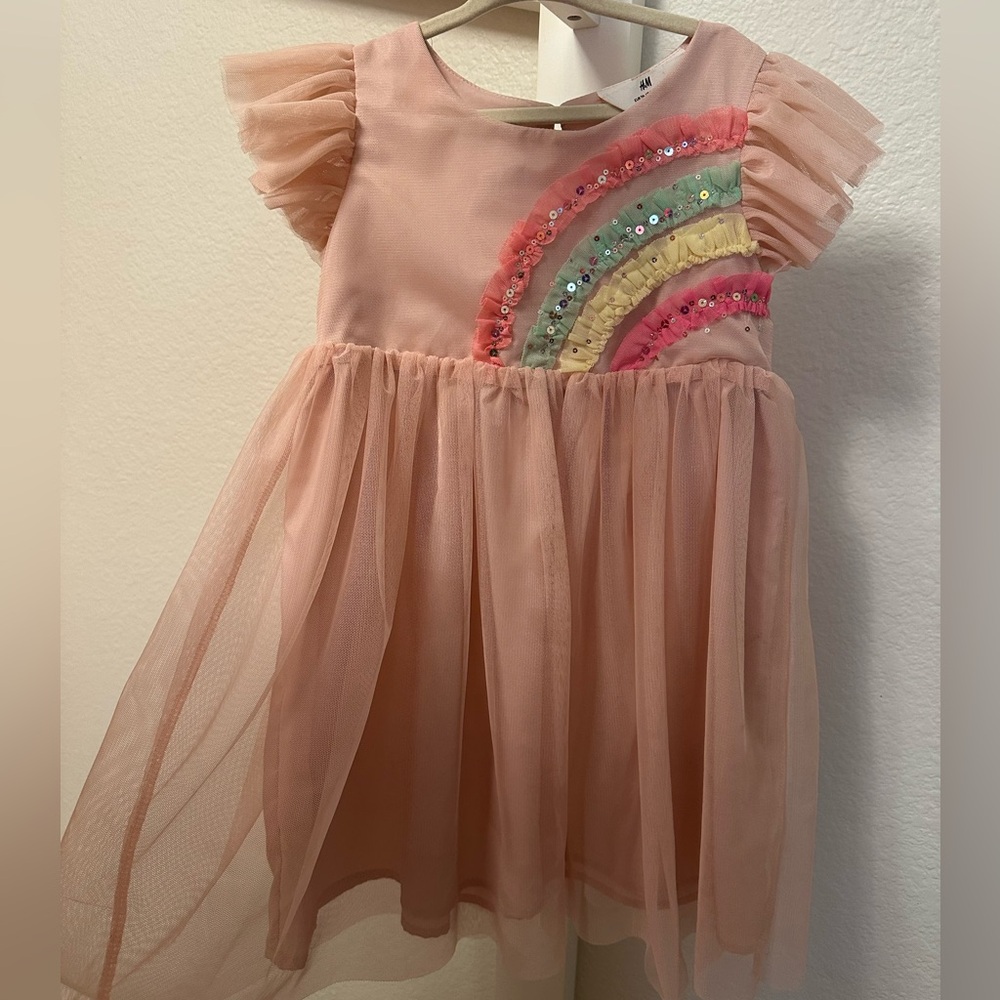 H&M girl’s pink tulle dress with rainbow